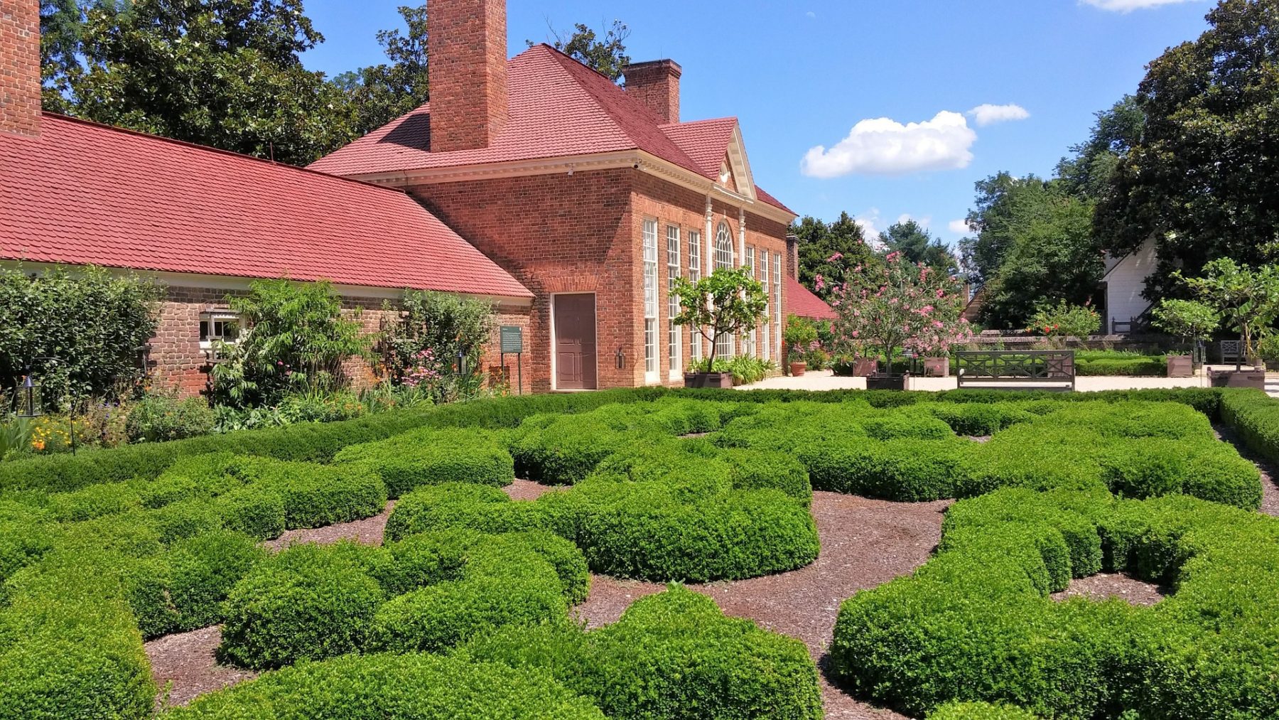 A red brick building in Mount Vernon